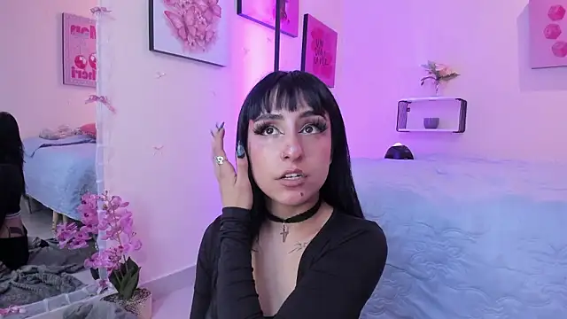 MaveParks  online show from February 20, 11:54 am