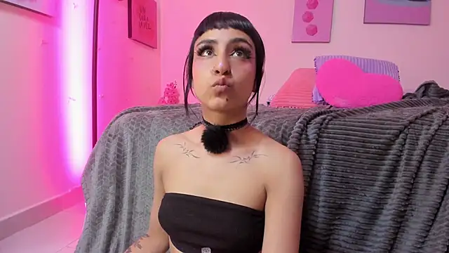 MaveParks  online show from March 10, 11:48 am