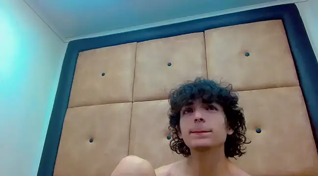 Sr BonnyEthan online show from December 20, 1:43 pm