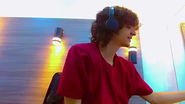 Sr BonnyEthan online show from April 11, 1:04 pm