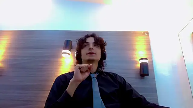 Sr BonnyEthan online show from April 22, 12:50 pm