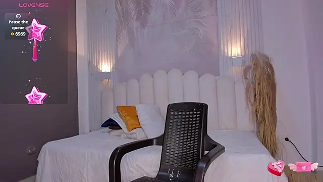 NastassjaCandy online show from April 21, 7:28 pm