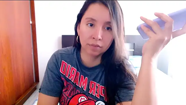 emely sexx20 online show from February 3, 6:07 pm