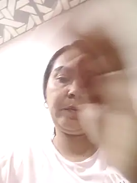 Emily Divi online show from March 7, 9:45 pm