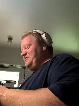 jrsexy83 online show from April 16, 12:06 pm