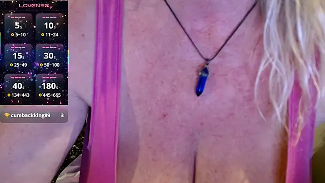 JennaDeluxe online show from October 29, 7:15 pm