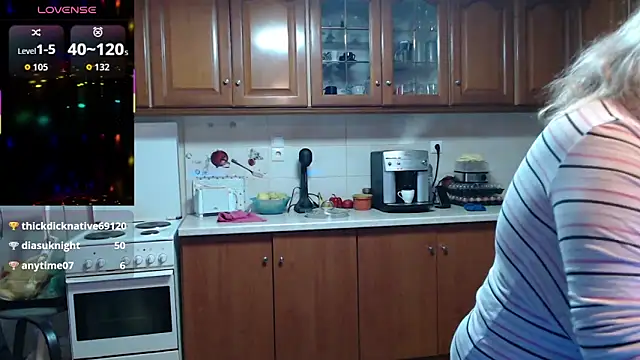 JennaDeluxe online show from April 23, 7:41 am