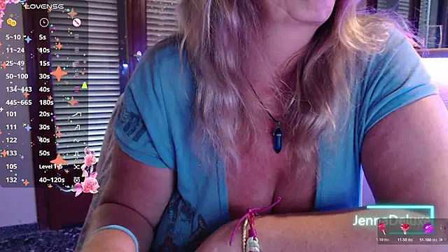JennaDeluxe online show from July 4, 4:07 am