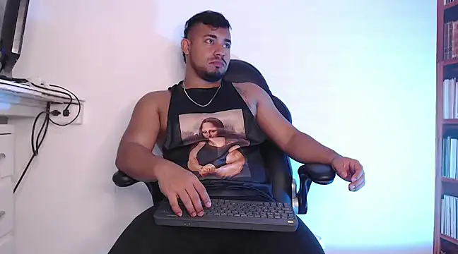 BrianMalonee online show from February 13, 1:59 pm