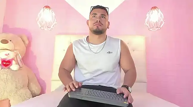 BrianMalonee online show from March 20, 1:15 pm