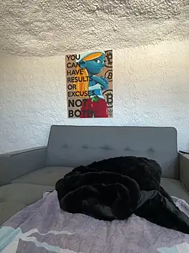 selenaluvv online show from February 21, 11:33 am