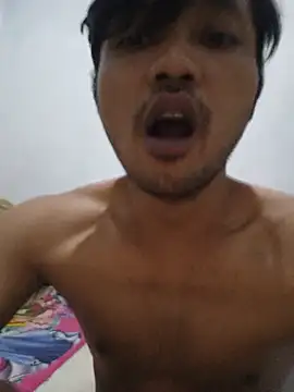 Snapshot of jojokom99 chatting on June 26, 5:28 pm jojokom99 online show from June 26, 5:28 pm