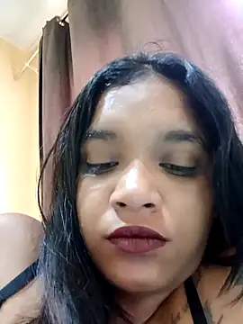 Indianqueen03 online show from December 13, 8:20 am