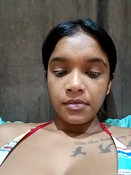 Indianqueen03 online show from December 29, 7:32 pm