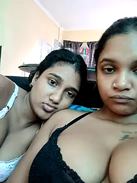 Indianqueen03 online show from October 28, 10:30 am