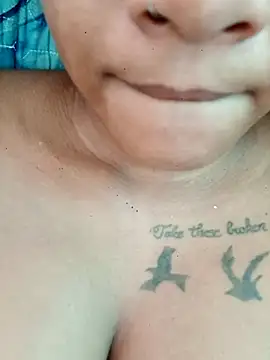 Indianqueen03 online show from April 25, 1:14 pm