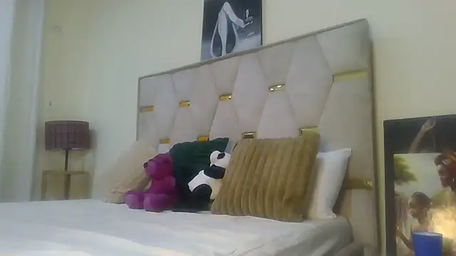 Fine assie online show from February 10, 6:20 am