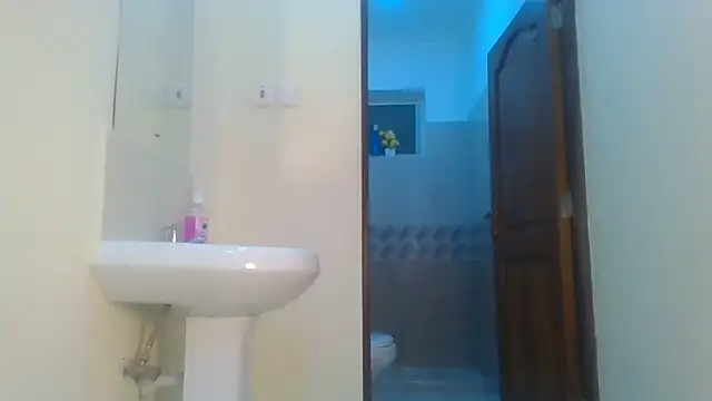 Fine assie online show from February 11, 3:08 am