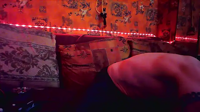 Snapshot of Tony_Torrente chatting on January 8, 12:17 am Tony Torrente online show from January 8, 12:17 am