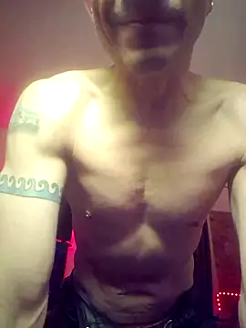 Snapshot of Tony_Torrente chatting on January 8, 7:13 am Tony Torrente online show from January 8, 7:13 am