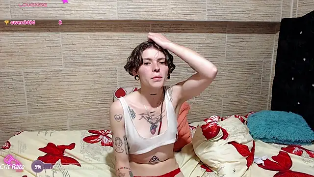 Snapshot of pretty_cristal69 chatting on January 11, 3:55 am pretty cristal69 online show from January 11, 3:55 am