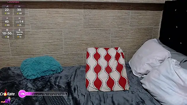 Snapshot of pretty_cristal69 chatting on February 26, 1:00 am pretty cristal69 online show from February 26, 1:00 am