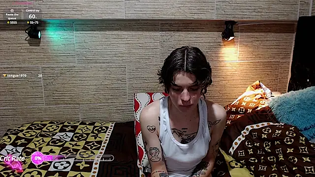 Snapshot of pretty_cristal69 chatting on March 9, 4:33 pm pretty cristal69 online show from March 9, 4:33 pm