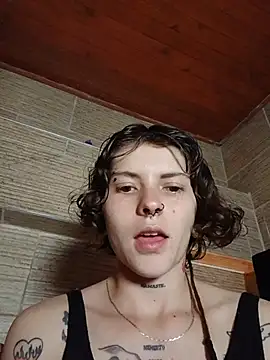 Snapshot of pretty_cristal69 chatting on October 24, 11:01 pm pretty cristal69 online show from October 24, 11:01 pm