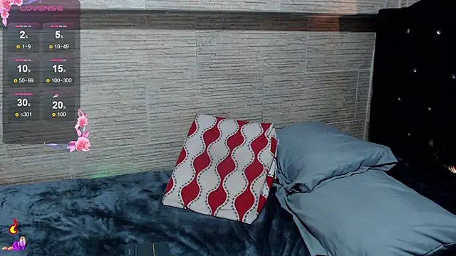 Snapshot of pretty_cristal69 chatting on November 3, 11:44 am pretty cristal69 online show from November 3, 11:44 am