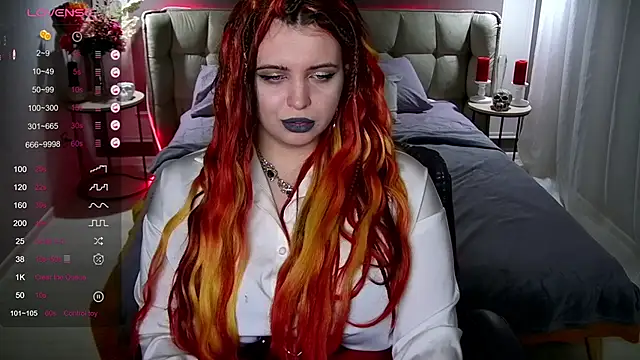 Snapshot of Miss_Maya_Mils chatting on January 21, 4:10 am Miss Maya Mils online show from January 21, 4:10 am