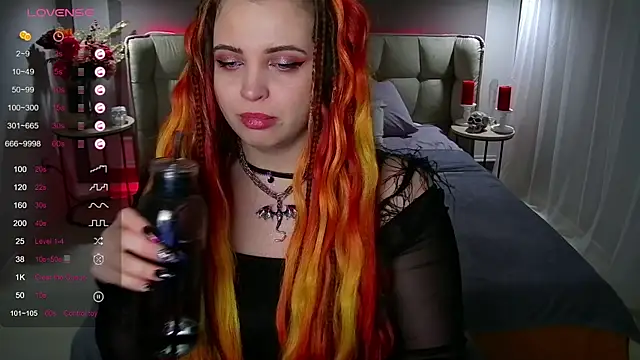 Snapshot of Miss_Maya_Mils chatting on January 30, 1:00 am Miss Maya Mils online show from January 30, 1:00 am