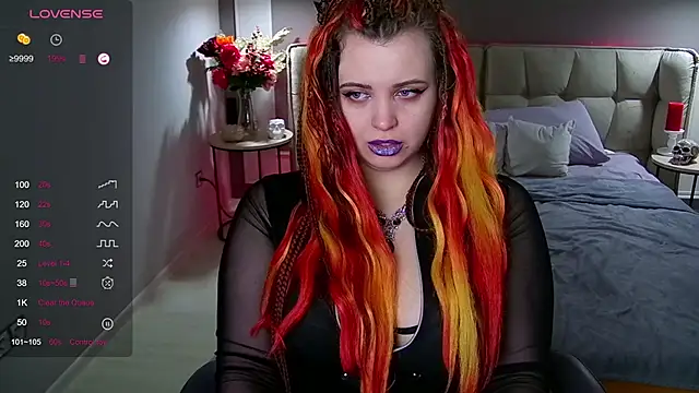 Snapshot of Miss_Maya_Mils chatting on February 5, 4:06 am Miss Maya Mils online show from February 5, 4:06 am