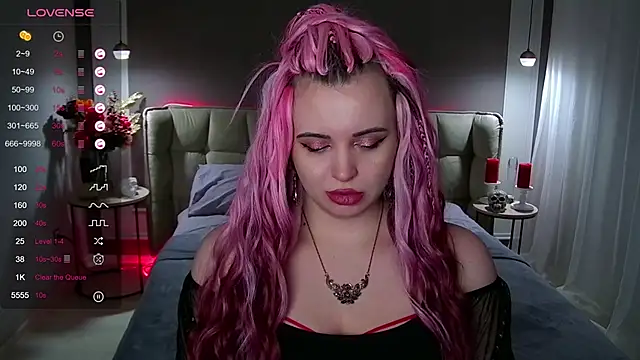 Snapshot of Miss_Maya_Mils chatting on February 12, 7:13 am Miss Maya Mils online show from February 12, 7:13 am