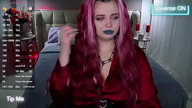 Snapshot of Miss_Maya_Mils chatting on February 22, 1:11 am Miss Maya Mils online show from February 22, 1:11 am