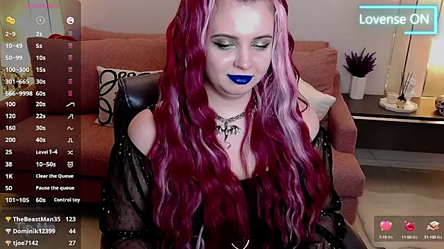 Snapshot of Miss_Maya_Mils chatting on February 26, 1:11 am Miss Maya Mils online show from February 26, 1:11 am