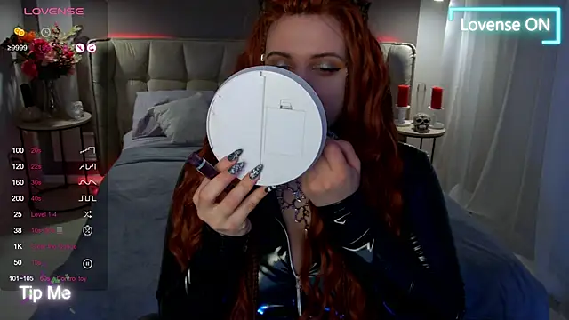 Snapshot of Miss_Maya_Mils chatting on March 16, 1:07 am Miss Maya Mils online show from March 16, 1:07 am