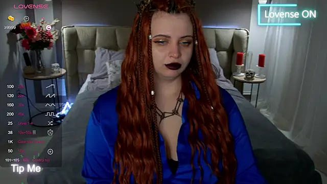 Snapshot of Miss_Maya_Mils chatting on March 22, 1:11 am Miss Maya Mils online show from March 22, 1:11 am