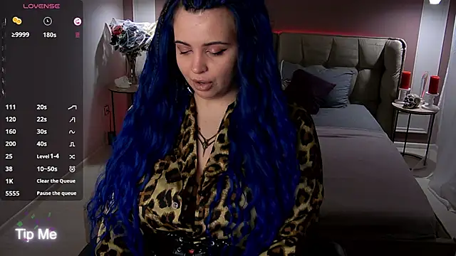 Snapshot of Miss_Maya_Mils chatting on November 6, 1:06 am Miss Maya Mils online show from November 6, 1:06 am