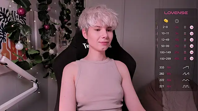 enigma mia online show from December 6, 8:18 pm