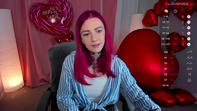 Roxy      online show from February 13, 8:34 pm