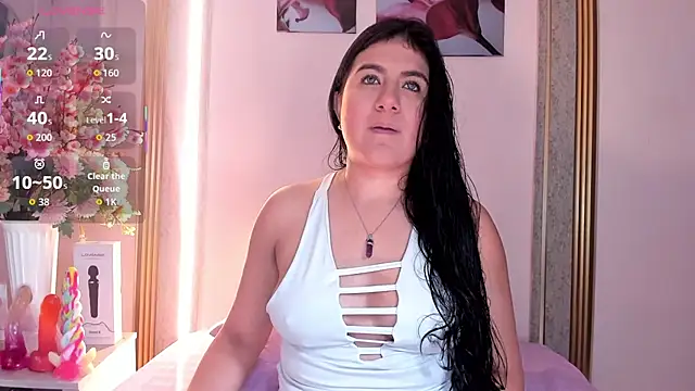 scarlet fostt  online show from December 2, 12:21 pm