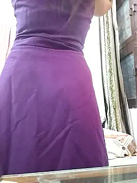 Snapshot of MohiniHott chatting on September 17, 8:49 am MohiniHott online show from September 17, 8:49 am