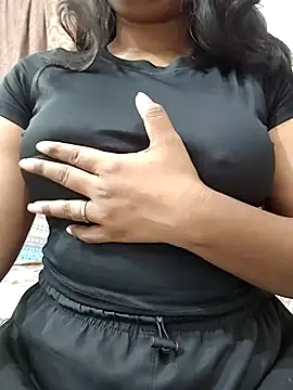 MohiniHott online show from June 15, 4:47 am