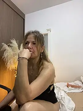 Leyna liu online show from January 23, 8:04 am