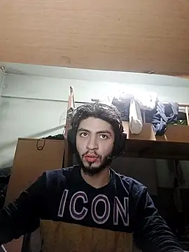 kleineid77 online show from December 13, 9:53 pm