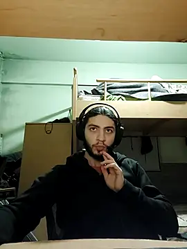 kleineid77 online show from December 16, 5:51 pm