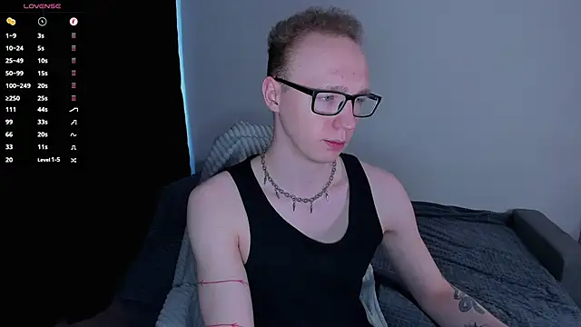 Alex silents online show from April 17, 1:03 pm