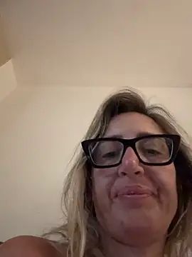 casalinga88 online show from September 17, 5:31 am