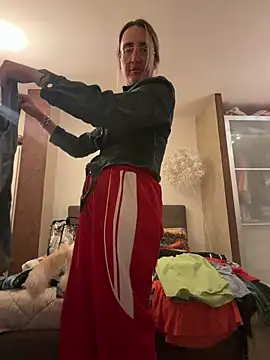 casalinga88 online show from March 13, 11:44 pm