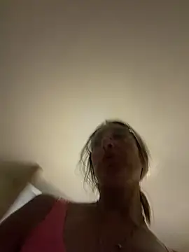 casalinga88 online show from March 15, 12:27 am